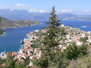 Blick auf Kastellorizo Stadt