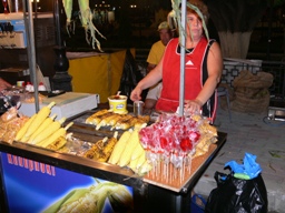 Maiskolben vom Grill - Kirchenfest Kremati